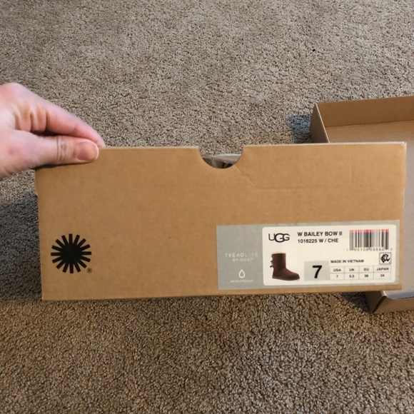 New ugg Bailey bow 2 boots - Picture 8 of 8
